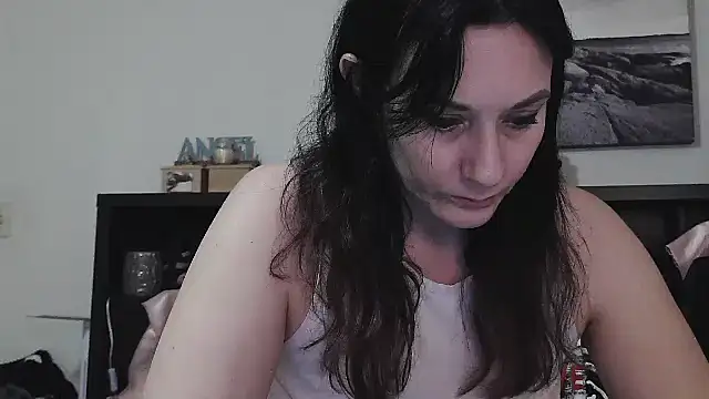 Snapshot of CrystalLakeXO chatting on 8, 2, 2025 CrystalLakeXO online show from 8, 2, 2025