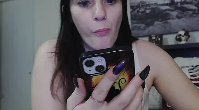 Snapshot of CrystalLakeXO chatting on 17, 2, 2025 CrystalLakeXO online show from 17, 2, 2025