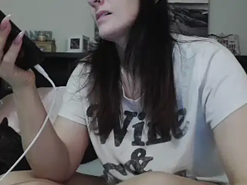 Snapshot of CrystalLakeXO chatting on 28, 2, 2025 CrystalLakeXO online show from 28, 2, 2025