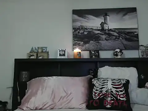 Snapshot of CrystalLakeXO chatting on 13, 3, 2025 CrystalLakeXO online show from 13, 3, 2025