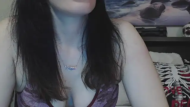 Snapshot of CrystalLakeXO chatting on 25, 9, 2025 CrystalLakeXO online show from 25, 9, 2025