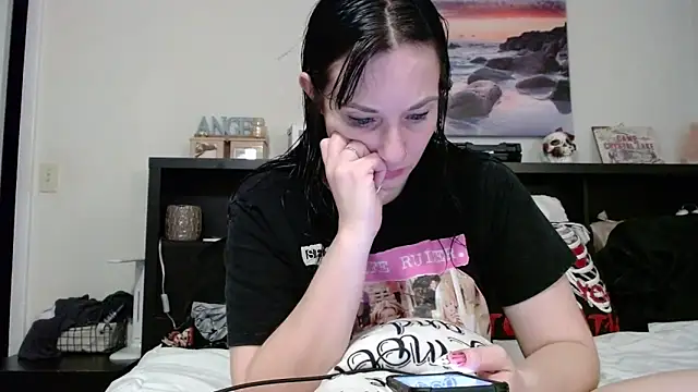 Snapshot of CrystalLakeXO chatting on 2, 10, 2025 CrystalLakeXO online show from 2, 10, 2025