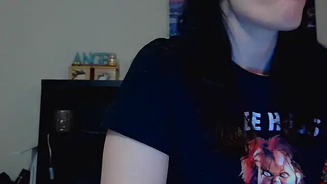 Snapshot of CrystalLakeXO chatting on 16, 10, 2025 CrystalLakeXO online show from 16, 10, 2025