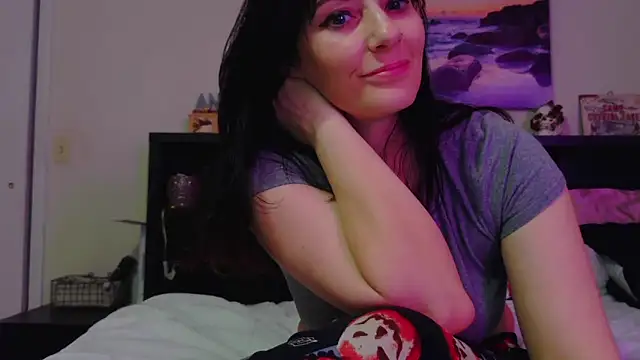 Snapshot of CrystalLakeXO chatting on 20, 11, 2025 CrystalLakeXO online show from 20, 11, 2025