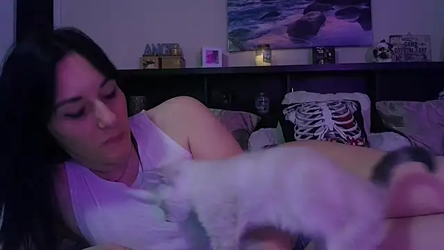 Snapshot of CrystalLakeXO chatting on 15, 12, 2025 CrystalLakeXO online show from 15, 12, 2025