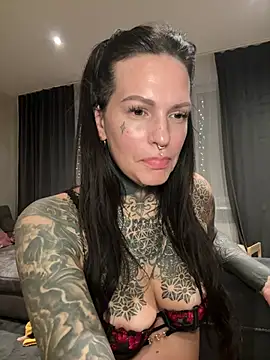 Snapshot of AileenInkOfficial chatting on 28, 12, 2024 AileenInkOfficial online show from 28, 12, 2024