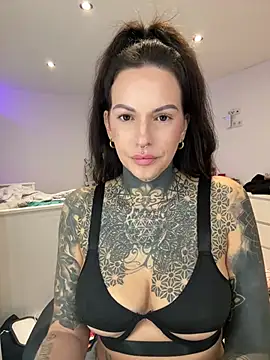 Snapshot of AileenInkOfficial chatting on 29, 12, 2024 AileenInkOfficial online show from 29, 12, 2024