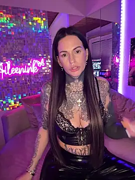 Snapshot of AileenInkOfficial chatting on 14, 2, 2025 AileenInkOfficial online show from 14, 2, 2025