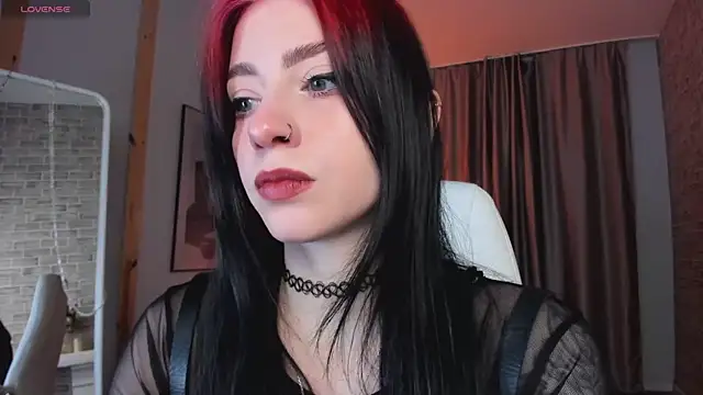 arielabradberry online show from 27, 12, 2024