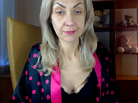 Snapshot of Tanya6547 chatting on 5, 3, 2025 Tanya6547 online show from 5, 3, 2025