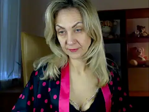 Snapshot of Tanya6547 chatting on 11, 3, 2025 Tanya6547 online show from 11, 3, 2025
