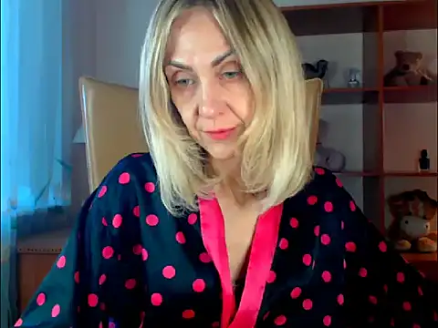 Snapshot of Tanya6547 chatting on 15, 10, 2025 Tanya6547 online show from 15, 10, 2025