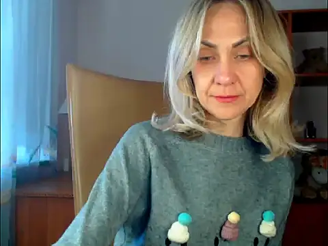 Snapshot of Tanya6547 chatting on 12, 11, 2025 Tanya6547 online show from 12, 11, 2025