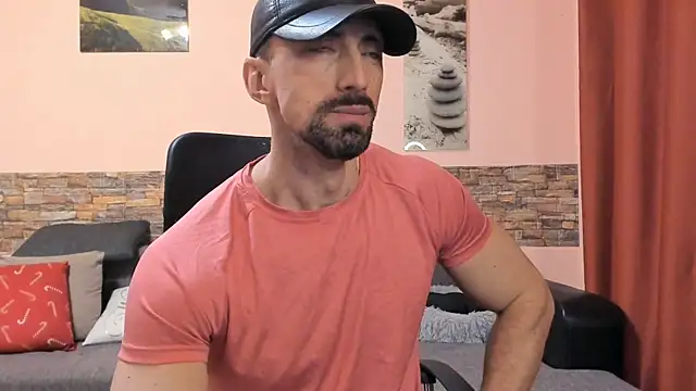 HotHunkTrainer online show from 18, 5, 2026