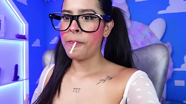 miss romyna online show from 19, 2, 2025