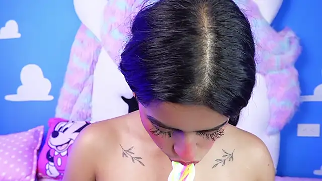 miss romyna online show from 19, 3, 2025