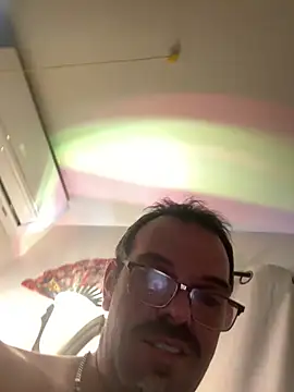 badboybrad11 online show from 6, 4, 2026