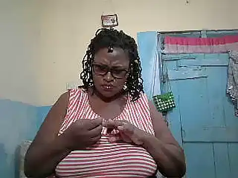 Snapshot of sexy_bigboobss chatting on 20, 5, 2026 sexy bigboobss online show from 20, 5, 2026