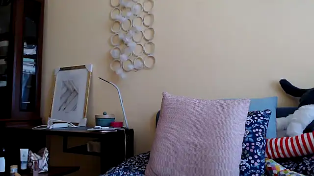 Scarlettford online show from 16, 3, 2025