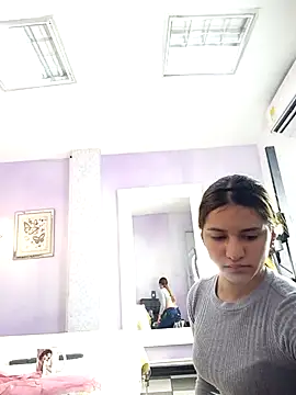 AnthonelaDuque online show from 17, 3, 2025