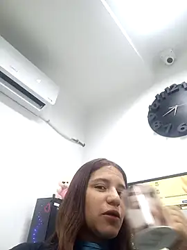 AnthonelaDuque online show from 18, 3, 2025