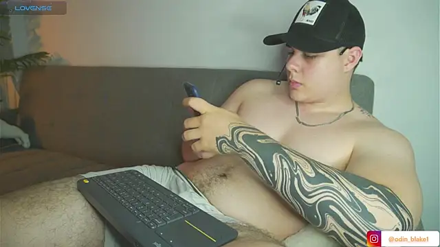 Snapshot of odin_blake chatting on 7, 1, 2025 odin blake online show from 7, 1, 2025