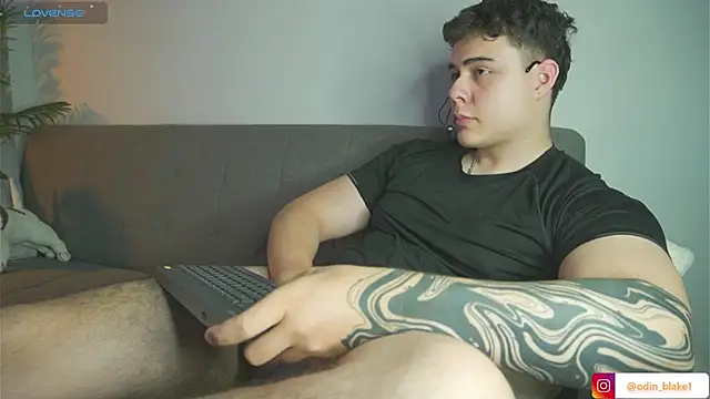 Snapshot of odin_blake chatting on 8, 1, 2025 odin blake online show from 8, 1, 2025