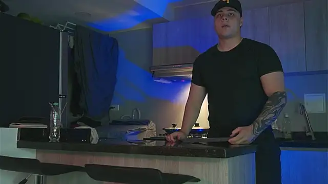 Snapshot of odin_blake chatting on 12, 2, 2025 odin blake online show from 12, 2, 2025