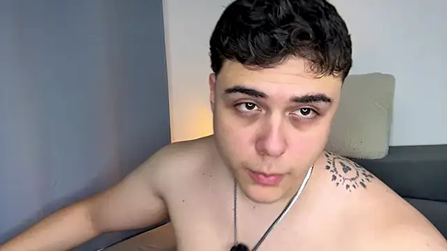 Snapshot of odin_blake chatting on 16, 9, 2025 odin blake online show from 16, 9, 2025