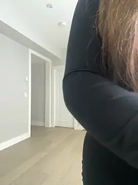 Snapshot of jAsMinE678 chatting on 28, 10, 2025 jAsMinE678 online show from 28, 10, 2025