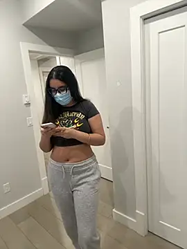 Snapshot of jAsMinE678 chatting on 8, 3, 2026 jAsMinE678 online show from 8, 3, 2026