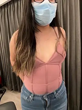 jAsMinE678 online show from 19, 5, 2026