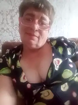 Lee Nell online show from 5, 1, 2025