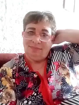 Lee Nell online show from 4, 2, 2025