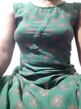 Snapshot of rituporna2004 chatting on 10, 1, 2025 rituporna2004 online show from 10, 1, 2025