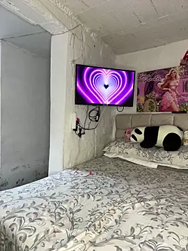 Snapshot of GemaGranadoss chatting on 9, 10, 2025 GemaGranadoss online show from 9, 10, 2025