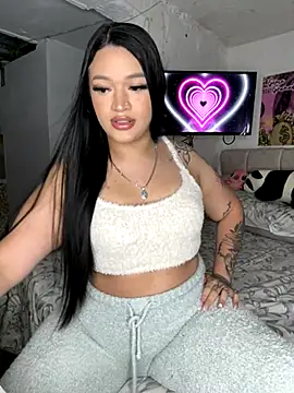 Snapshot of GemaGranadoss chatting on 10, 10, 2025 GemaGranadoss online show from 10, 10, 2025