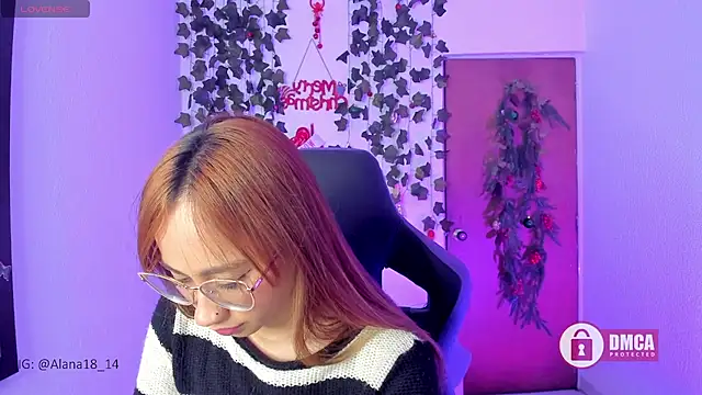 Snapshot of Alana_Pherson chatting on 21, 12, 2024 Alana Pherson online show from 21, 12, 2024