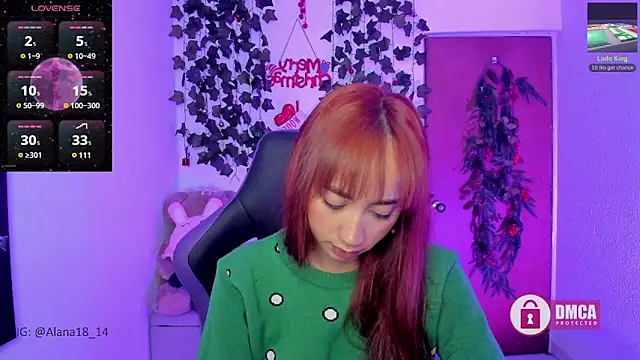 Snapshot of Alana_Pherson chatting on 31, 12, 2024 Alana Pherson online show from 31, 12, 2024