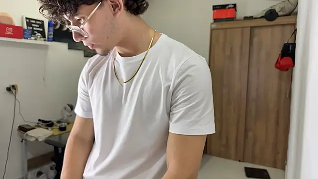 Snapshot of Kisan_Smith chatting on 13, 11, 2025 Kisan Smith online show from 13, 11, 2025