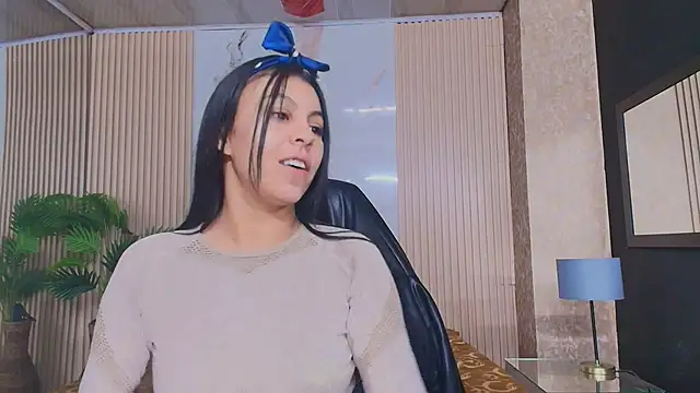 Snapshot of Juliet_Nasty chatting on 30, 10, 2025 Juliet Nasty online show from 30, 10, 2025