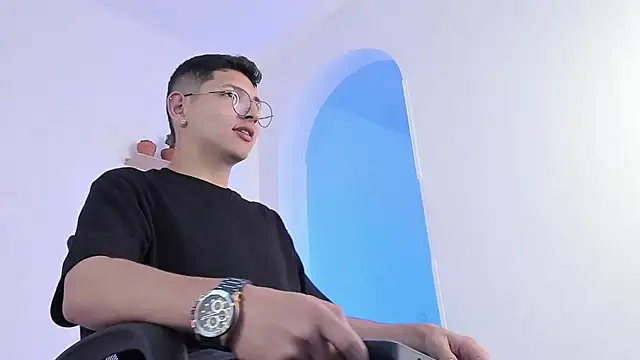 Snapshot of a_lejandro_0_8 chatting on 27, 2, 2025 a lejandro 0 8 online show from 27, 2, 2025