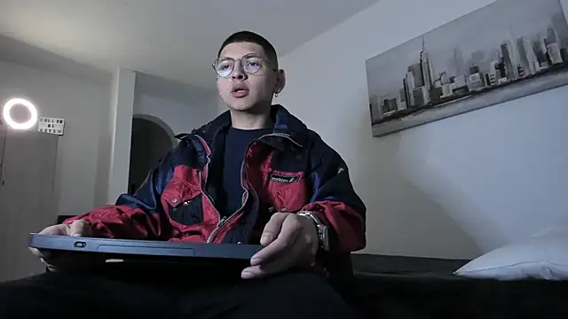 Snapshot of a_lejandro_0_8 chatting on 13, 3, 2025 a lejandro 0 8 online show from 13, 3, 2025