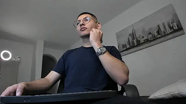 Snapshot of a_lejandro_0_8 chatting on 14, 3, 2025 a lejandro 0 8 online show from 14, 3, 2025