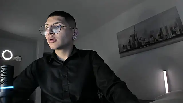 Snapshot of a_lejandro_0_8 chatting on 15, 3, 2025 a lejandro 0 8 online show from 15, 3, 2025