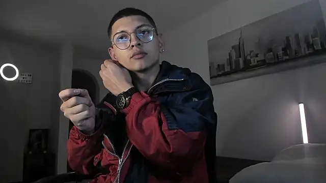 Snapshot of a_lejandro_0_8 chatting on 15, 3, 2025 a lejandro 0 8 online show from 15, 3, 2025