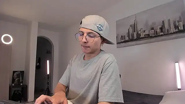 Snapshot of a_lejandro_0_8 chatting on 19, 3, 2025 a lejandro 0 8 online show from 19, 3, 2025