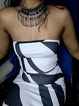 Snapshot of Leeeezzzz_roy chatting on 5, 10, 2025 Leeeezzzz roy online show from 5, 10, 2025