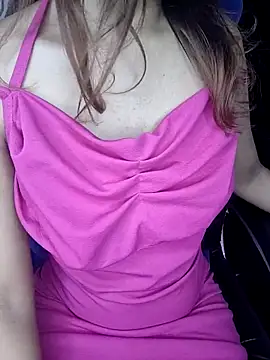 Snapshot of Leeeezzzz_roy chatting on 18, 10, 2025 Leeeezzzz roy online show from 18, 10, 2025