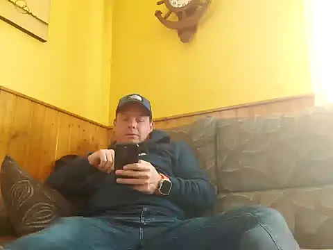 Jose HotLatino online show from 31, 3, 2026